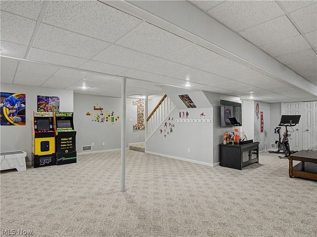 1509 New England Drive SE, North Canton, OH 44720