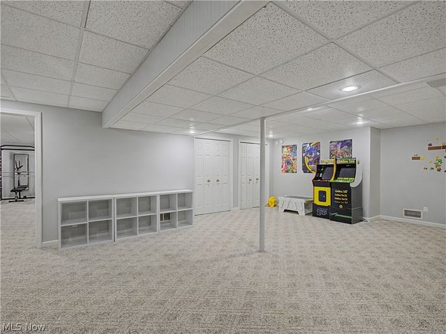 1509 New England Drive SE, North Canton, OH 44720