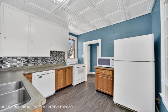 409 W César E. Chávez Avenue, Lansing, MI 48906