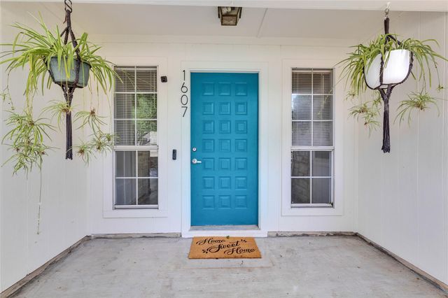 1607 Middleway RD, Pflugerville, TX 78660