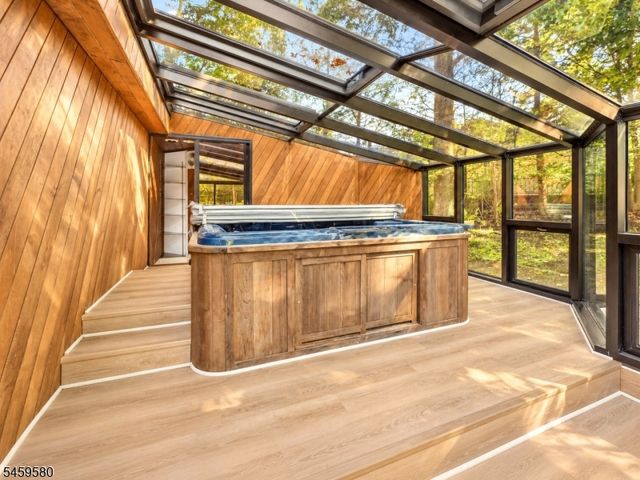 28 Deer Tr, Hardyston Twp., NJ 07460