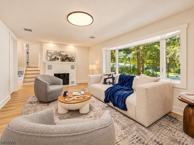 28 Deer Tr, Hardyston Twp., NJ 07460