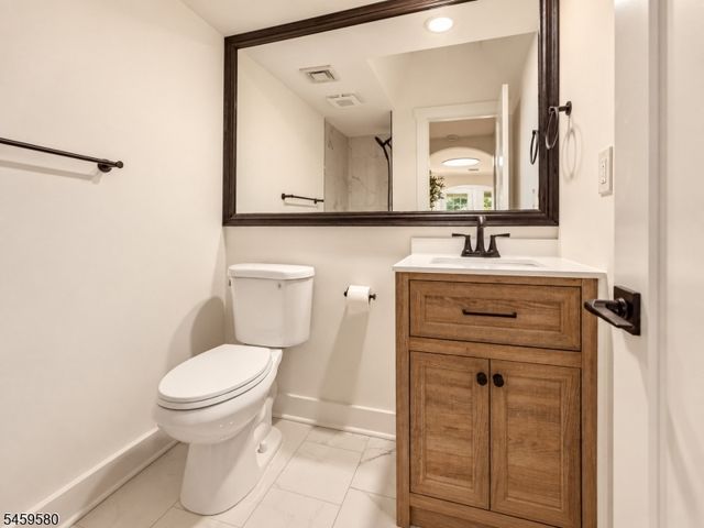 28 Deer Tr, Hardyston Twp., NJ 07460