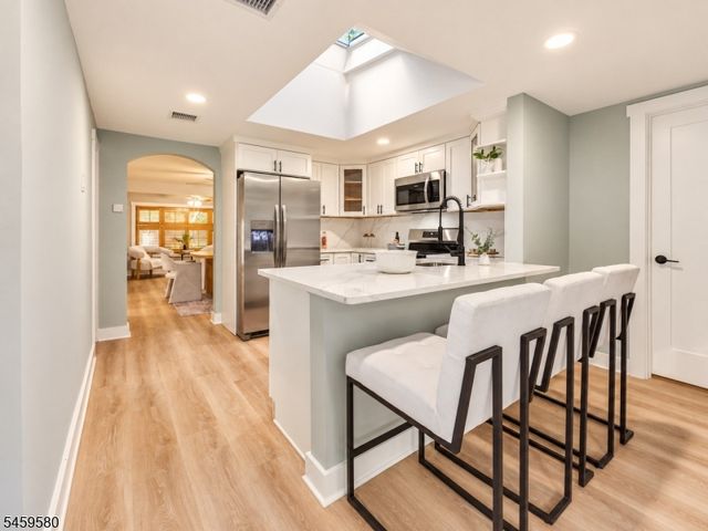 28 Deer Tr, Hardyston Twp., NJ 07460