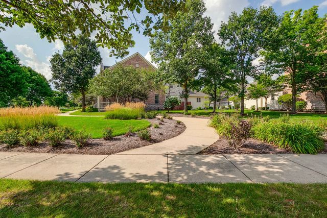 2670 W Lake Avenue 2670, Glenview, IL 60026