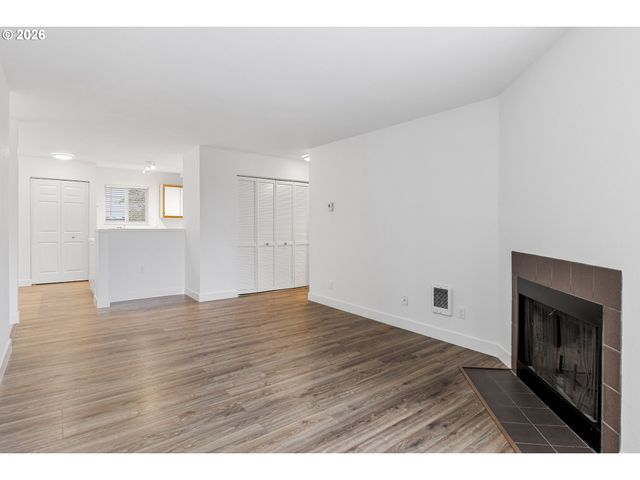 20915 FAWN Ct 44, West Linn, OR 97068