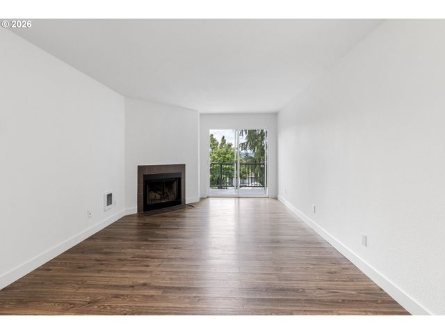 20915 FAWN Ct 44, West Linn, OR 97068