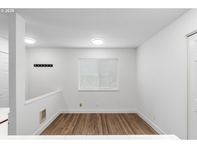 20915 FAWN Ct 44, West Linn, OR 97068