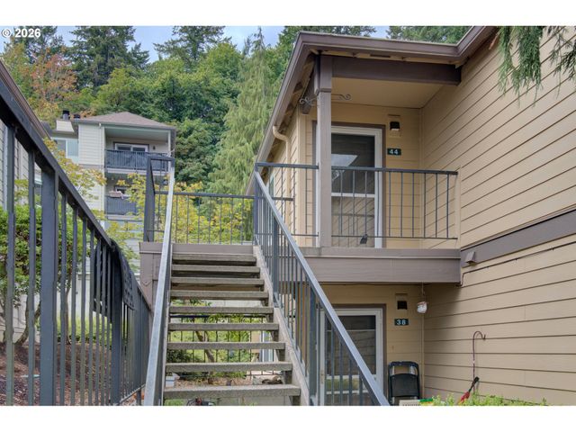 20915 FAWN Ct 44, West Linn, OR 97068