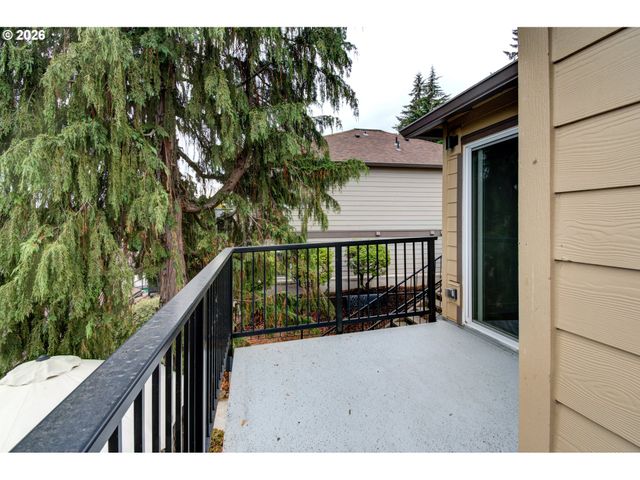 20915 FAWN Ct 44, West Linn, OR 97068