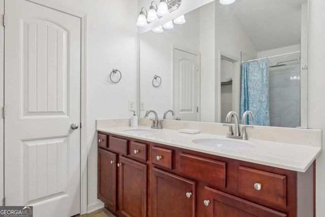 708 Pineglen Drive, Acworth, GA 30102