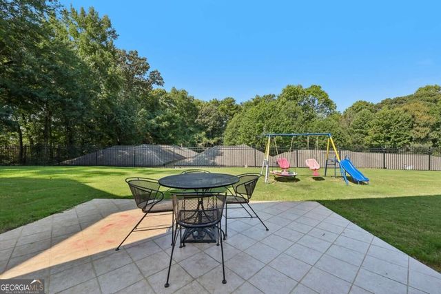 708 Pineglen Drive, Acworth, GA 30102