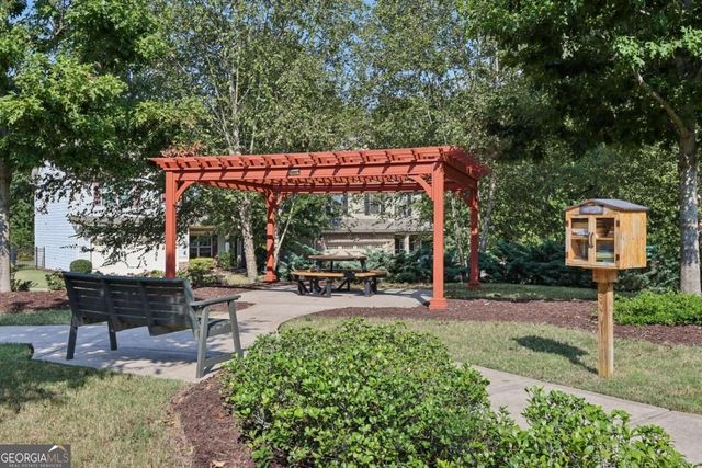 708 Pineglen Drive, Acworth, GA 30102