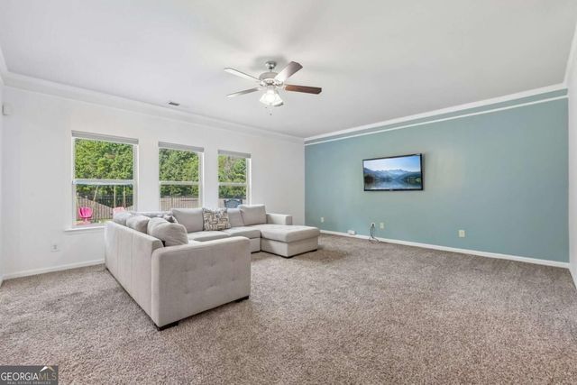 708 Pineglen Drive, Acworth, GA 30102