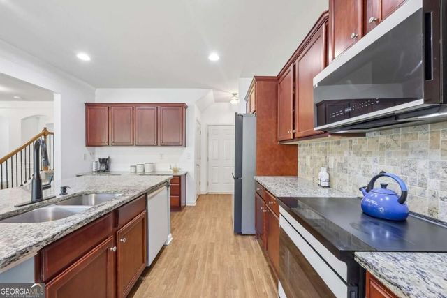 708 Pineglen Drive, Acworth, GA 30102