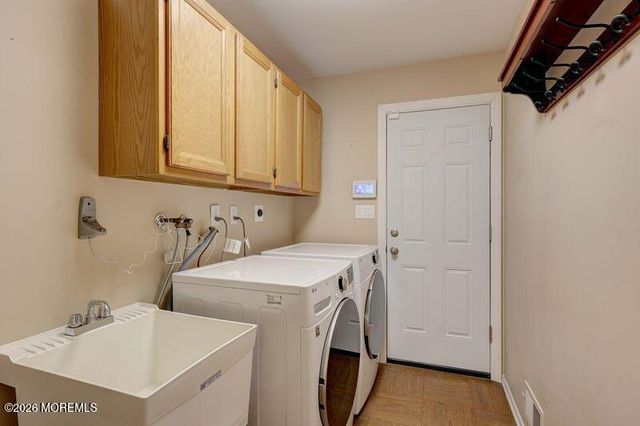 3 Baskenridge Drive, Middletown, NJ 07748