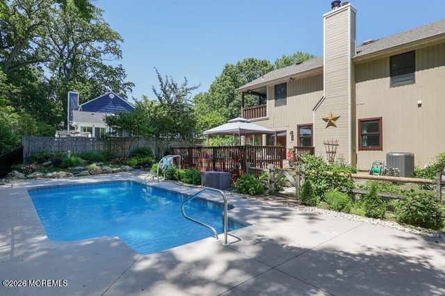 3 Baskenridge Drive, Middletown, NJ 07748