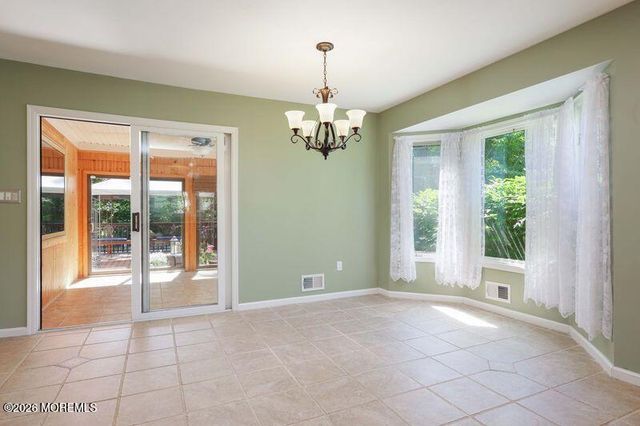3 Baskenridge Drive, Middletown, NJ 07748