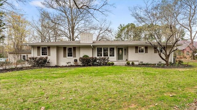 6909 Wooden Rail Lane, Summerfield, NC 27358