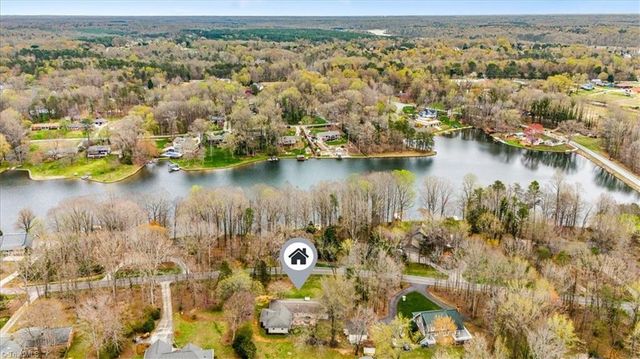 6909 Wooden Rail Lane, Summerfield, NC 27358