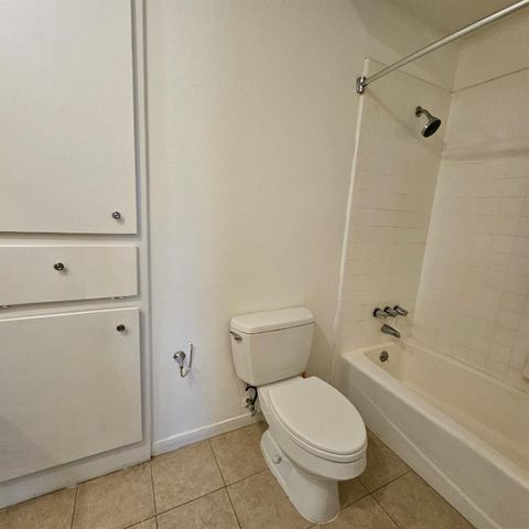 712 Augusta Drive 712, Houston, TX 77057