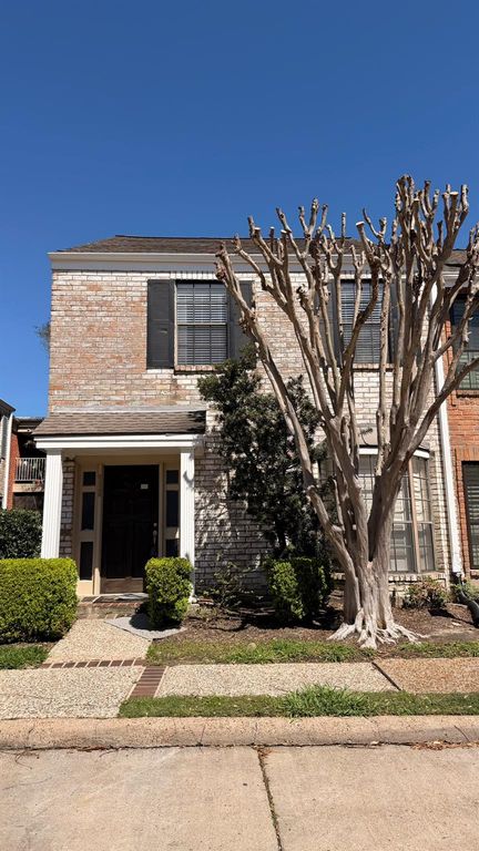 712 Augusta Drive 712, Houston, TX 77057
