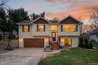 662 Tierney Avenue, Highland Charter Township, MI 48356