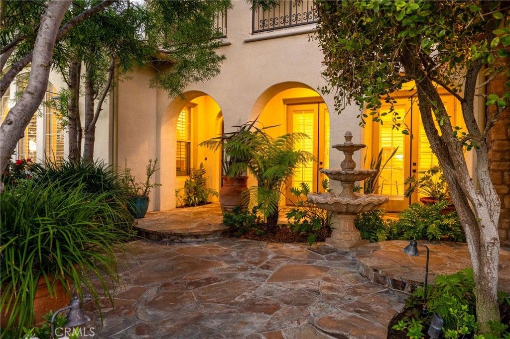 9 Altino, Newport Coast, CA 92657 — photo 2