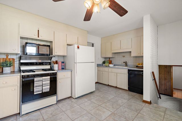 2926 191st Street, Lansing, IL 60438