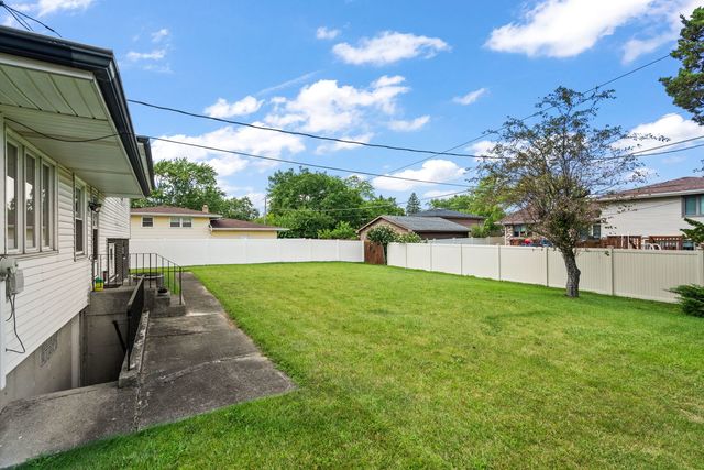 2926 191st Street, Lansing, IL 60438