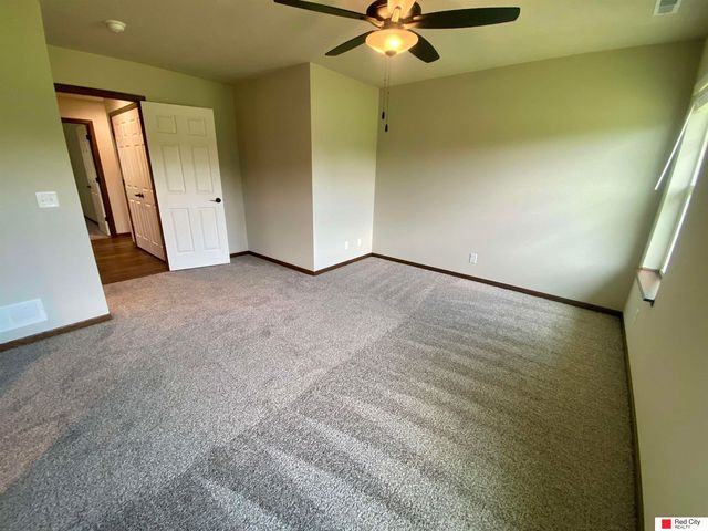 4810 S 1st Street, Lincoln, NE 68523