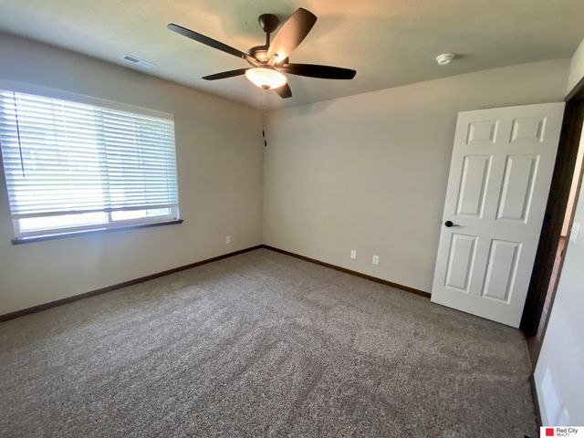 4810 S 1st Street, Lincoln, NE 68523