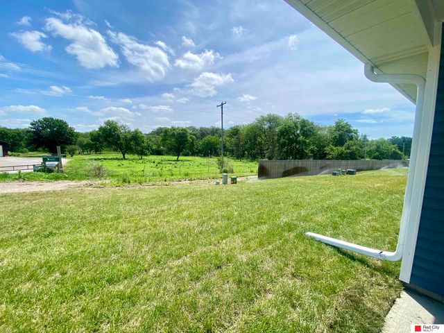4810 S 1st Street, Lincoln, NE 68523