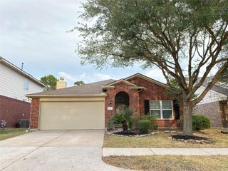 11622 Champions Walk Lane, Houston, TX 77066