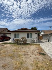 9011 Oneida, Sun Valley, CA 91352