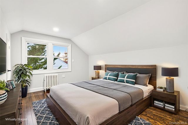 61 Harris Avenue, Hewlett, NY 11557