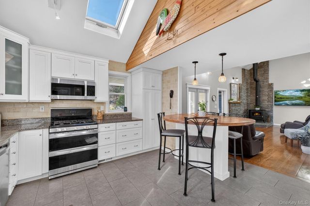 255 Haviland Drive, Patterson, NY 12563