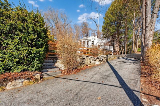 255 Haviland Drive, Patterson, NY 12563