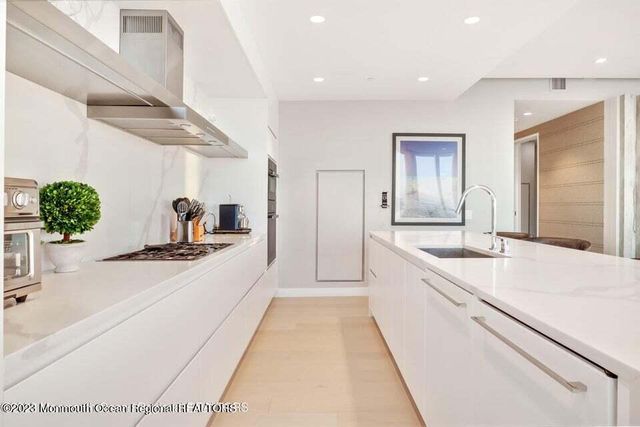 1101 Ocean Avenue N 902, Asbury Park, NJ 07712