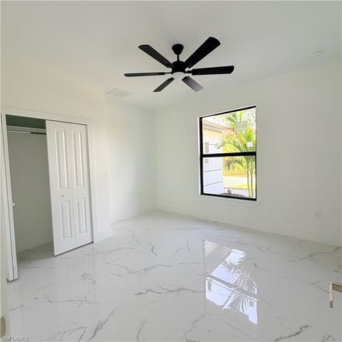 860 Kildare ST E, Lehigh Acres, FL 33974