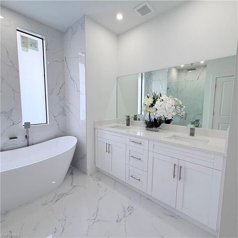 860 Kildare ST E, Lehigh Acres, FL 33974