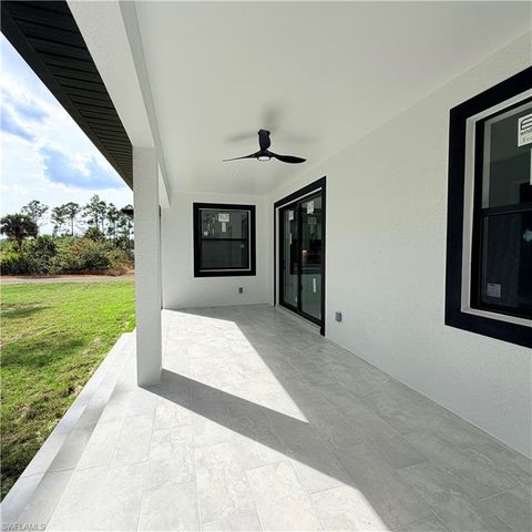 860 Kildare ST E, Lehigh Acres, FL 33974