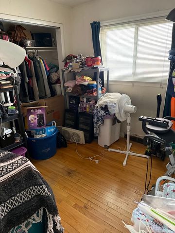 6576 N Northwest Highway, Chicago, IL 60631