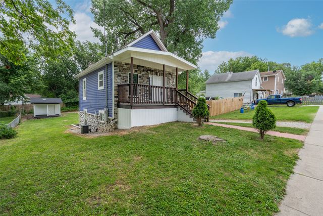 2413 SE 8th Street, Des Moines, IA 50315