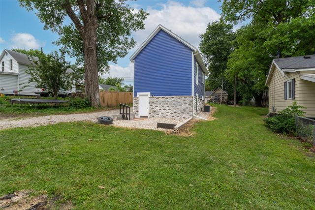 2413 SE 8th Street, Des Moines, IA 50315
