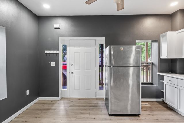 2413 SE 8th Street, Des Moines, IA 50315