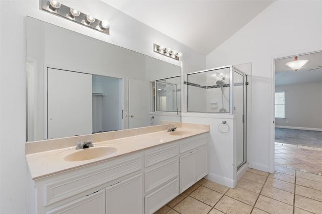 3925 Newland DR, Round Rock, TX 78681