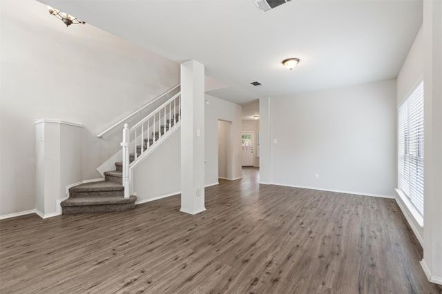 3925 Newland DR, Round Rock, TX 78681