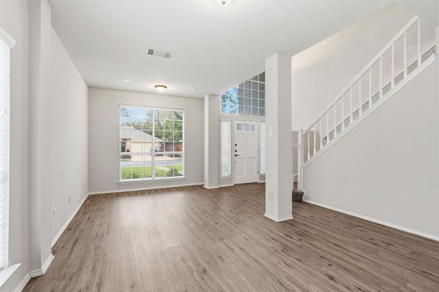 3925 Newland DR, Round Rock, TX 78681