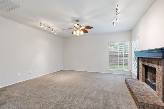 3925 Newland DR, Round Rock, TX 78681